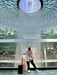 Jewel Changi Airport จุดแวะพักของนักเดินทาง