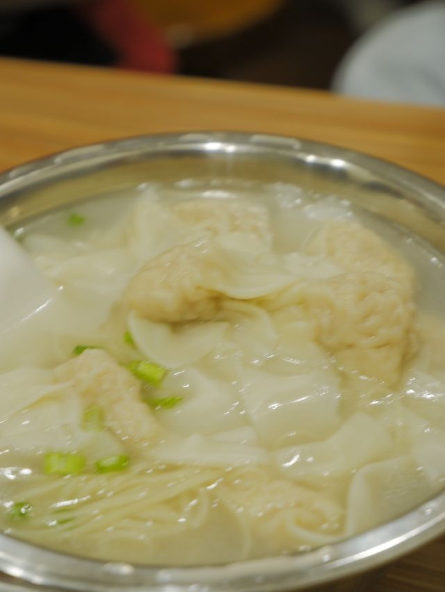 山中無老虎，蜀中無大將，猴子稱霸王 