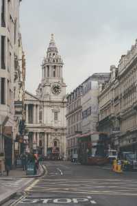 St. Paul's Cathedral, a must-visit mythical world in London.