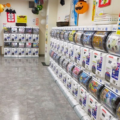 大阪 日本橋 ここが噂のガチャガチャのお店 Trip Com 大阪の旅のブログ