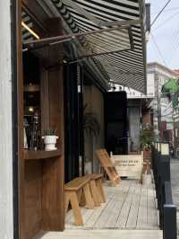 혼자 오기 좋은 유럽감성 카페 ☕️ 