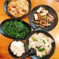 新竹 北埔📍 來到北埔老街必吃的三十年老店🍜北埔廟前粄條