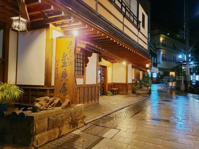 【長野】千と千尋の神隠しの世界観に浸れる温泉宿【金具屋】
