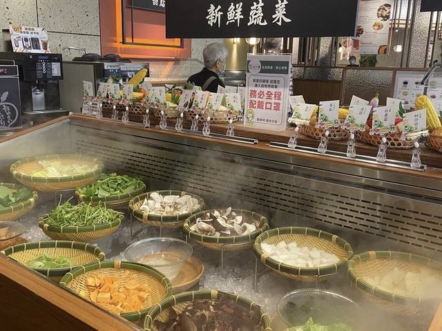 ［新竹市/東區］ 涮乃葉巨城店🍲｜牛肉漲價 就是要去吃吃到飽 大吃特吃呀🤤 