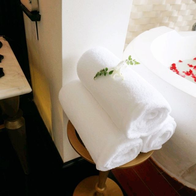 다낭 최고의 리조트 인터컨티넨탈 리조트 1박 70만원대
