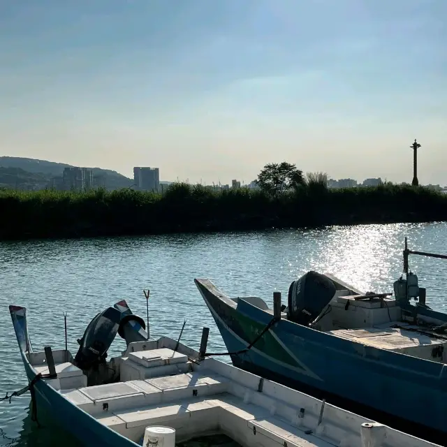 淡水金色水岸-光與影的美景