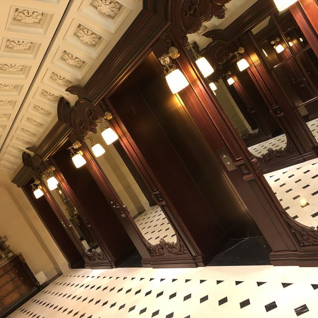 정용진 단골 bar