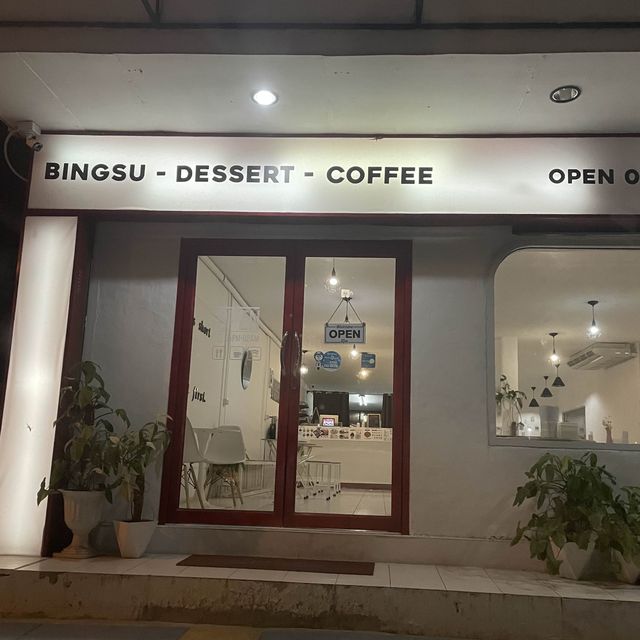 Review ร้านขนมหวาน Midnight Dessert