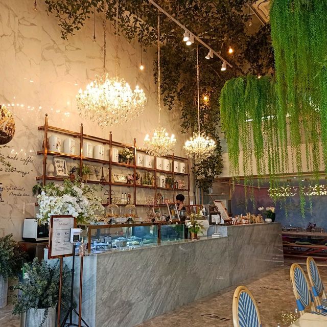 คาเฟ่สวยแนะนำ Café Monet Bangkok 