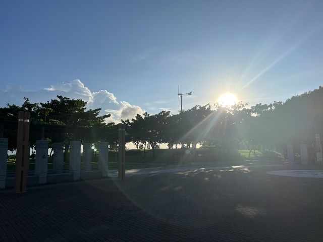 旗津風車公園｜一邊騎腳踏車一邊看夕陽的感覺好棒🌅