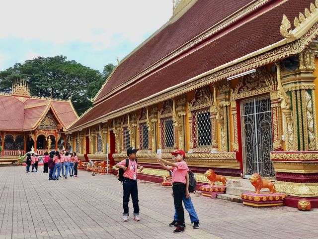 Wat Si Muang