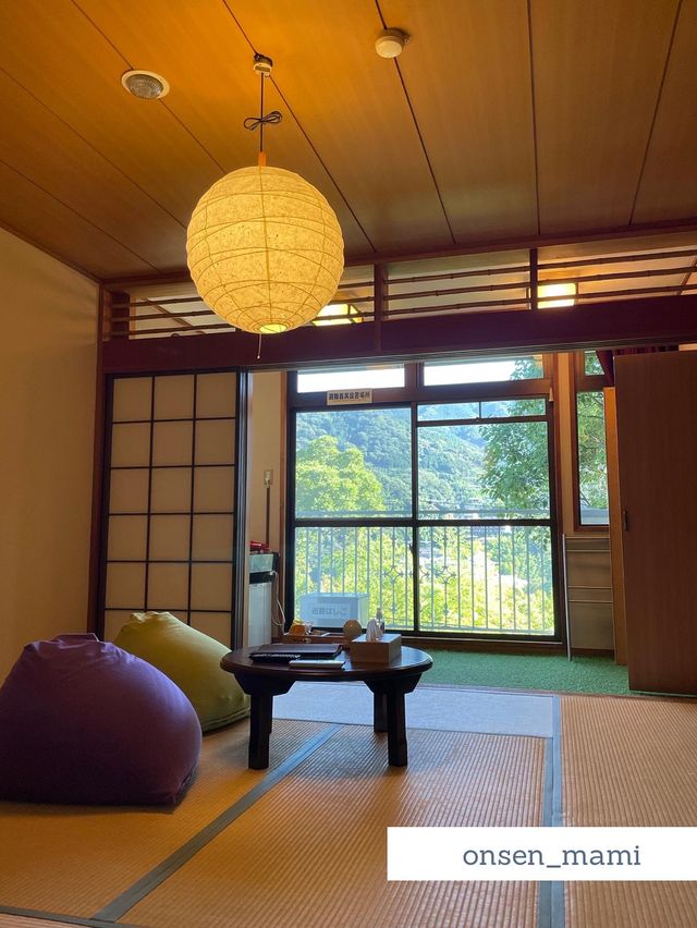 【神奈川 湯河原温泉】Yogiboだらけでだらだらできる温泉宿♨️