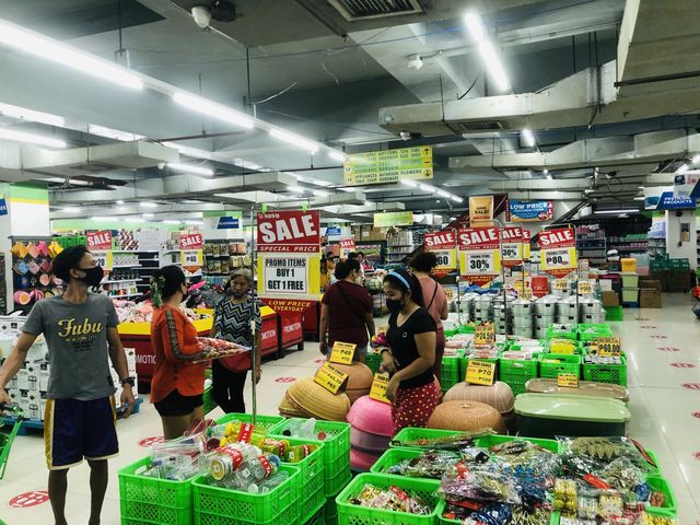 NOVO Department Store in Rizal Ave Monumento