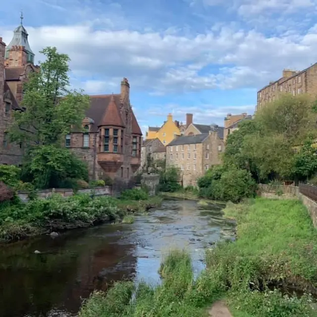 A picturesque village in Edinburgh 