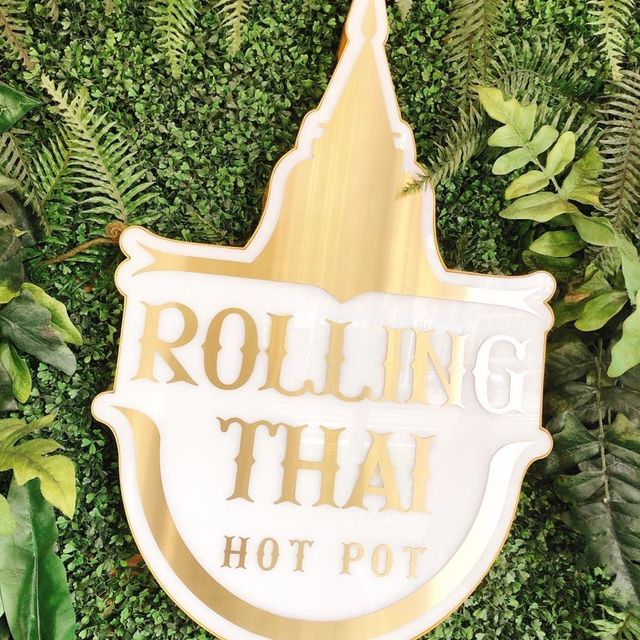 🇹🇭隱身在街頭裡的泰式火鍋店🍲 Rolling Thai 泰滾 Rolling Thai 泰式火鍋(南京店）