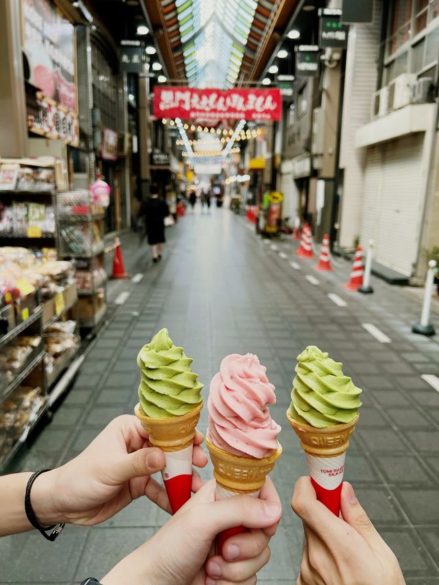 日本大阪 — 變得冷清嘅黑門市場