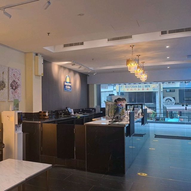 DAYS HOTEL & SUITES BY WYHDHAM ✨️✨️✨️✨️