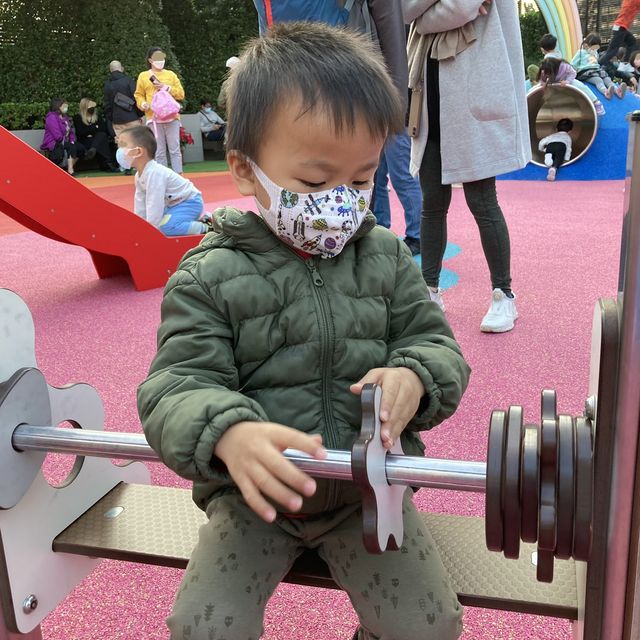 《人山人海空中樂園～PLAY GARDEN》