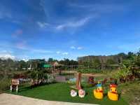 มารดา แลนด์ ตราด