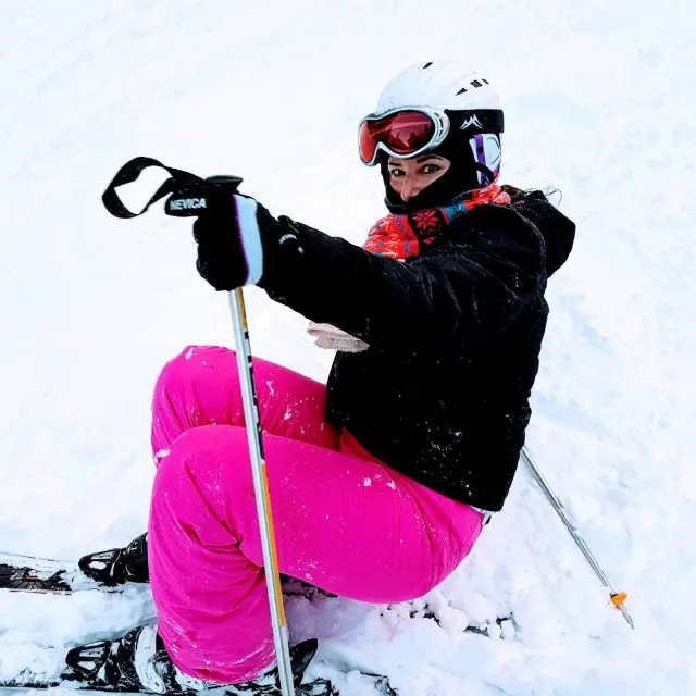 Skiing in Bulgaria's most famous ski resort 