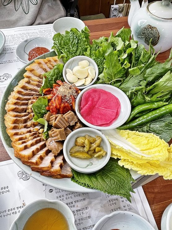 순천 도토리 요리 맛집. 나눌터