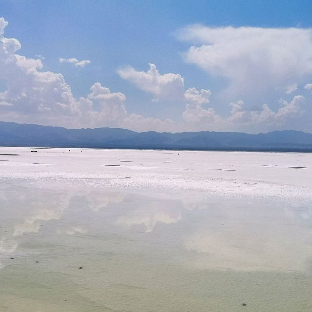 Chaka salt lake - winter landscape in summer 