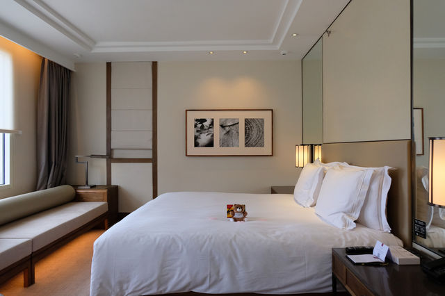 Staycay @ Conrad Centennial