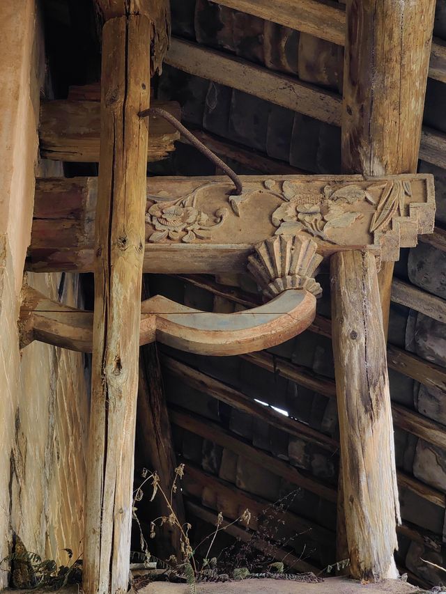 Guangdong Yunan Lanzhai Village Yuanquan Public Mansion