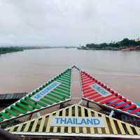 สามเหลี่ยมทองคำ (Golden Triangle)

