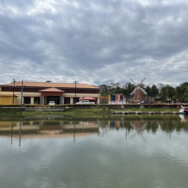 Thateng Fram & Resort