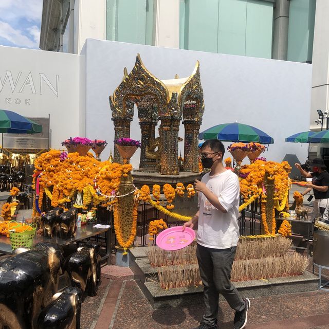 Praying Erawan 4Face Buddha 