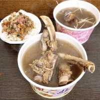 台北饒河夜市美食之行