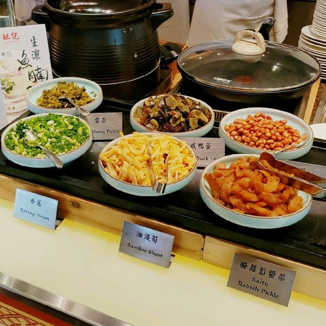 Cafe Too lunch buffet 