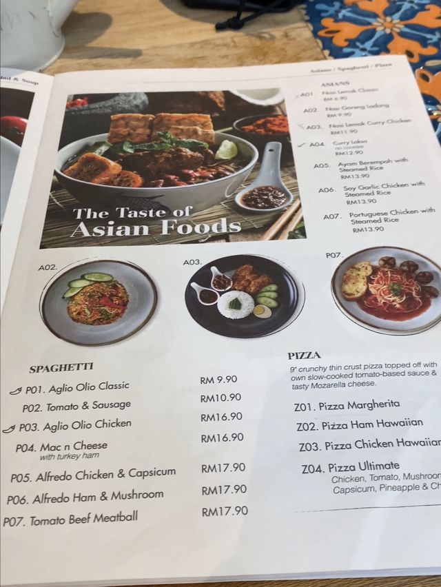 Nice presentation with nice foods 
