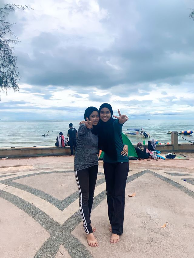 Pantai Teluk Kemang