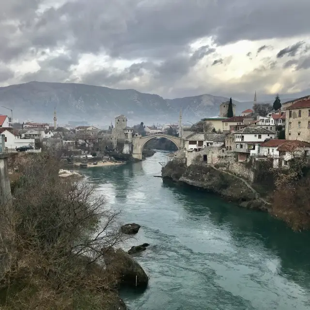 波斯尼亞與赫塞哥維納南部 Mostar著名地標舊橋