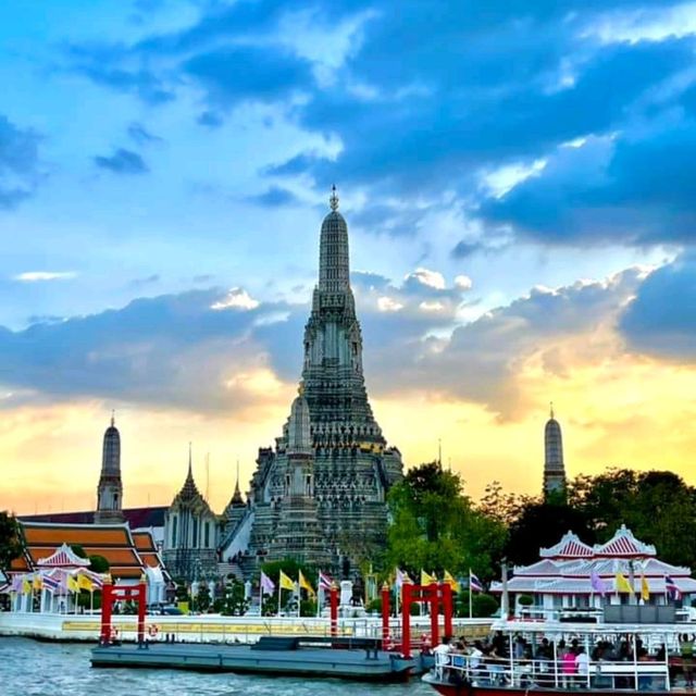 วัดสวยริมแม่น้ำเจ้าพระยา