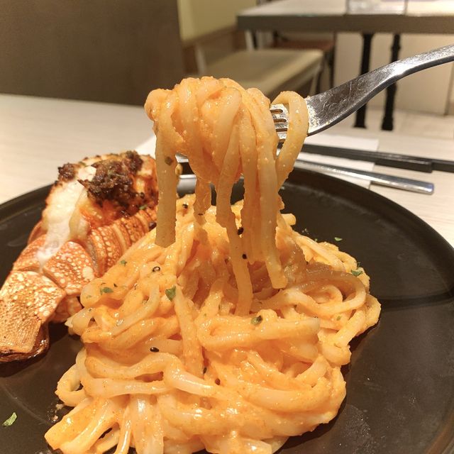 賞心悅目的晚餐💛