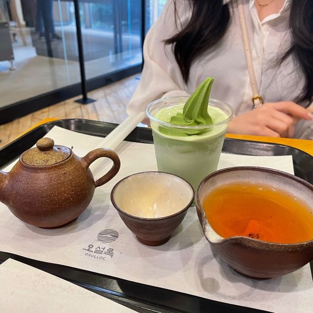 따뜻한 차를 마실 수 있는 제주 오설록 티 뮤지엄