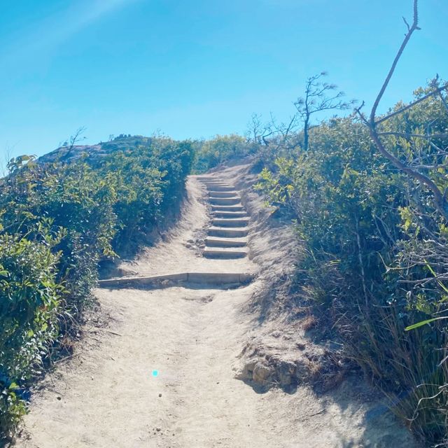打爛埕頂山