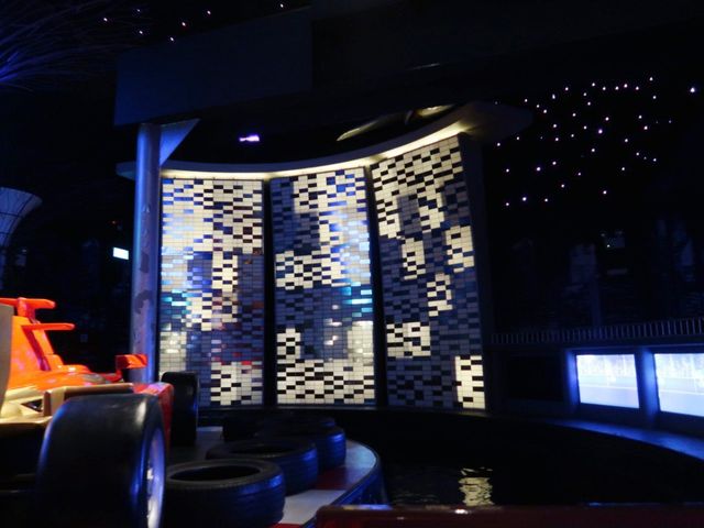 Complimentary boat ride at Madame Tussauds