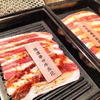 赤富士日式燒肉鍋物-板橋店，百種肉品生鮮啤酒暢飲