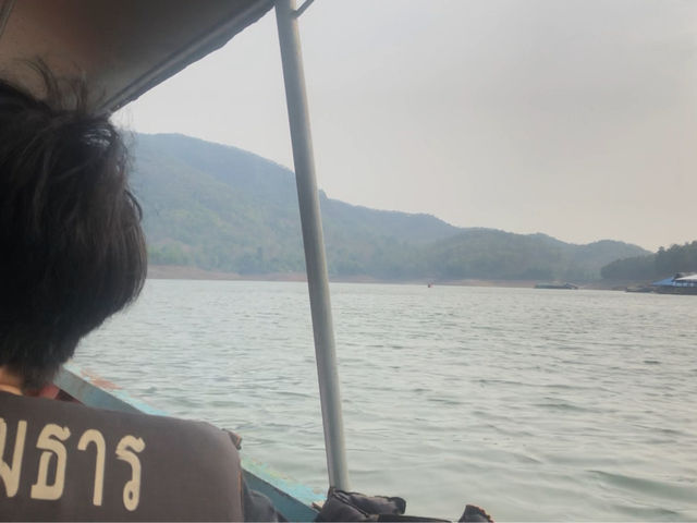 เล่นน้ำแถมพายเรือคายัคที่เขื่อนแม่งัดสมบูรณ์ชล🛶