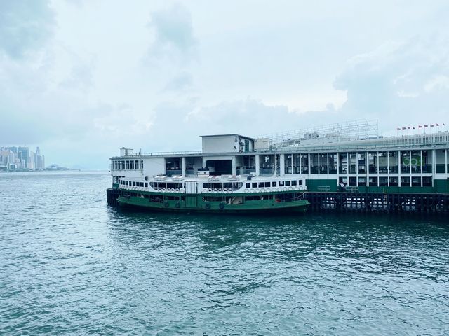 天星小輪欣賞無敵海景