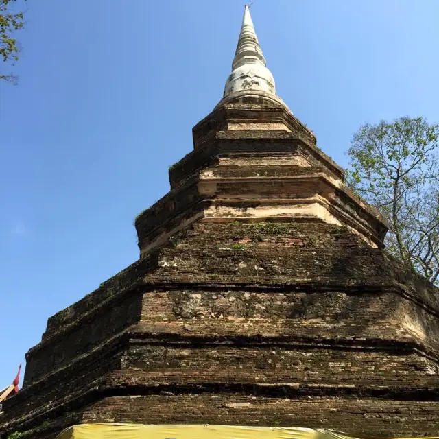 Wat Chedi Luang, Chiangrai 