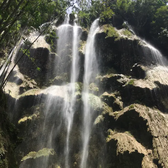 Tumalog Falls in Oslob 🤍