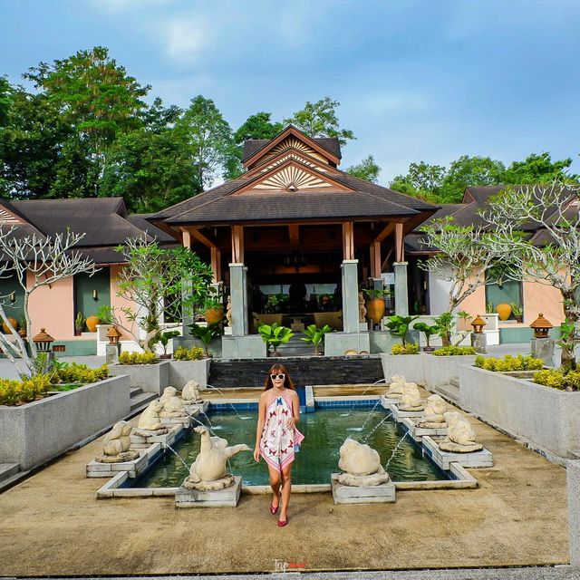 รีสอร์ทเขาหลักที่กลมกลืนกับธรรมชาติ