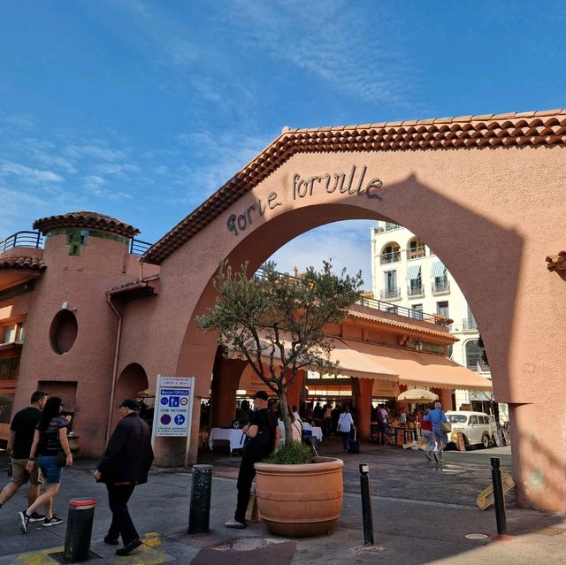 Forville Market, Cannes 🇫🇷 