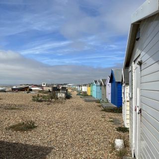 A very lovely beach, mainly shingle (except on low tide, where you get some sand/mud). Nice and spacious, it never feels crowded. Walk along the seafront on the promenade up to the De La Warr Pavilion and look out towards Eastbourne and Beachy head. You can walk up to the Hastings as well if you like long walking, which will probably take one and half hours. #seaside