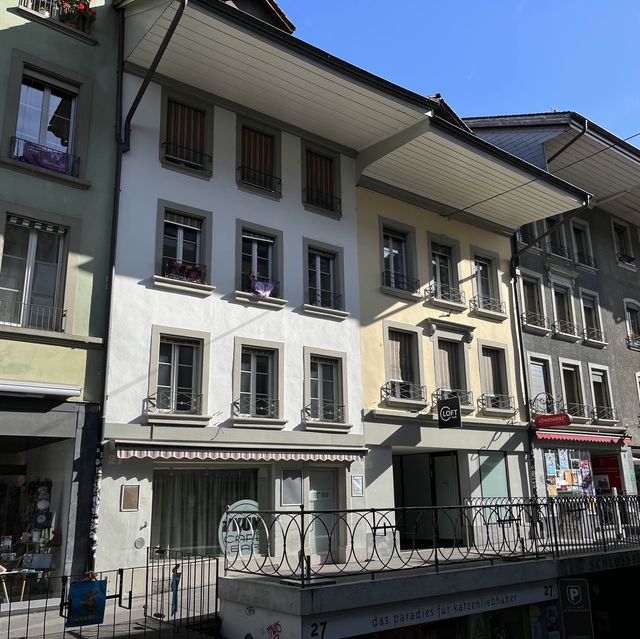 Thun - gateway to the snow mountains 🇨🇭